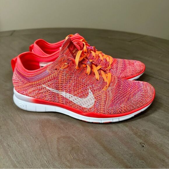 Nike Free Run 5, Athletic Lace Up Sneakers. - Picture 1 of 8